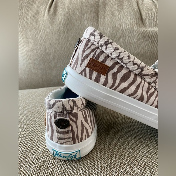 Blowfish Malibu Slip On Sneakers. Brown/Cream Patchwork Animal Print Pattern,11M - Picture 7 of 13